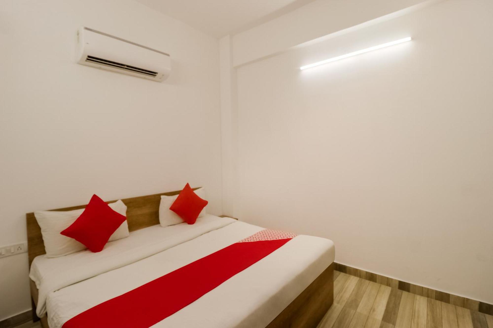Super Hotel O Perky Stay Фаридабад Екстериор снимка