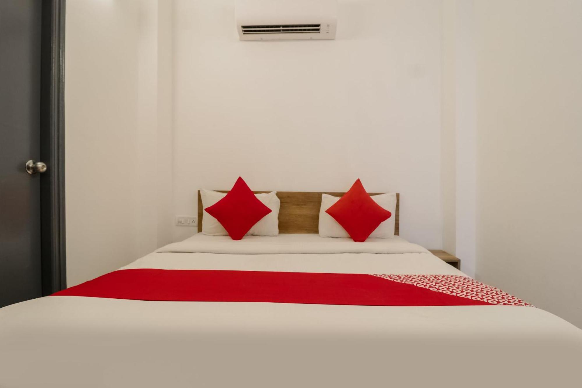 Super Hotel O Perky Stay Фаридабад Екстериор снимка